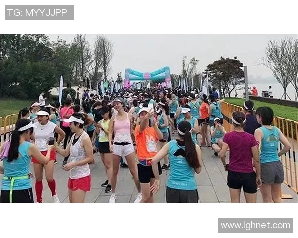 重庆攀岩队如何在马拉松大满贯中实现转型与突破的精彩故事 重庆攀岩队如何在马拉松大满贯中实现转型与突破的精彩故事