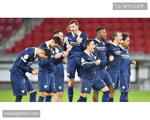 帕德伯恩与德累斯顿的较量揭示了德乙联赛的激烈竞争与战术博弈